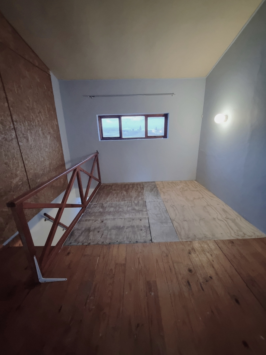 To Let 2 Bedroom Property for Rent in Muizenberg Western Cape